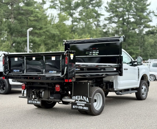 2025 Ford F-350 XL photo 4