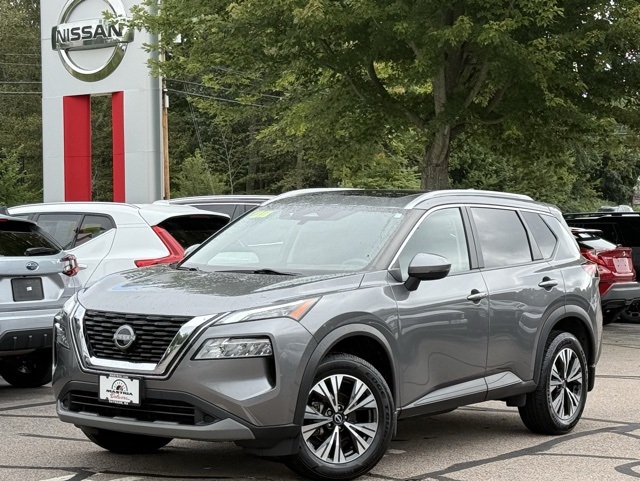 2022 Nissan Rogue SV photo 3