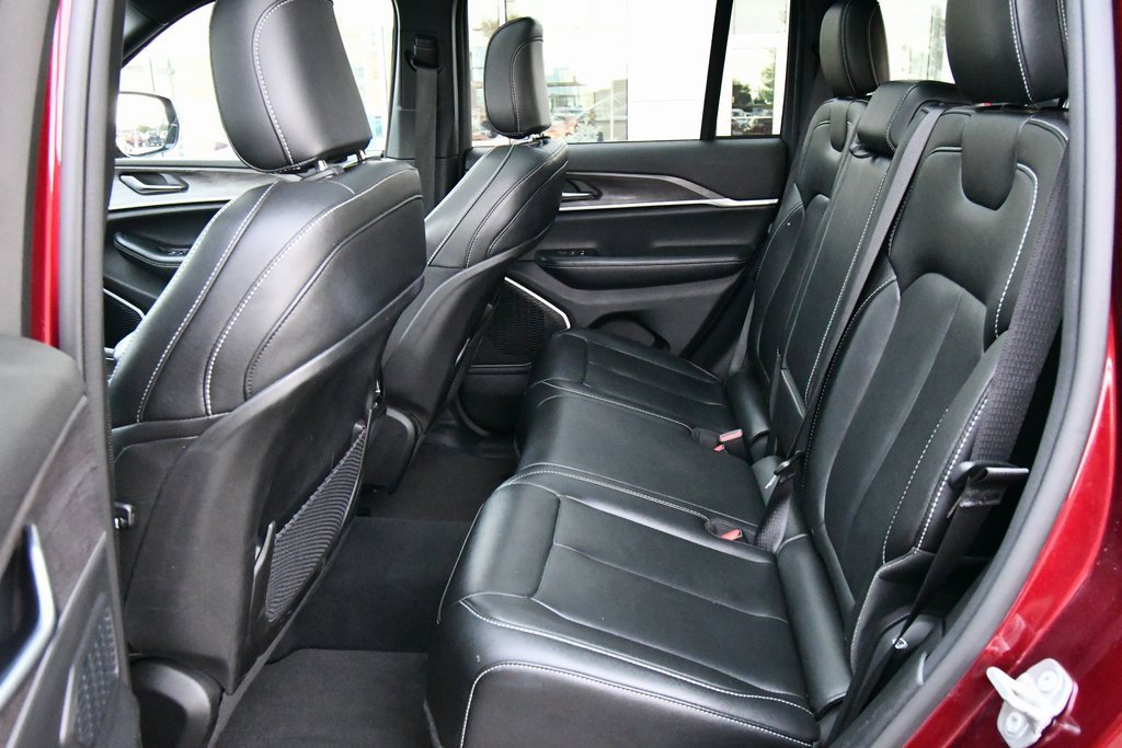 2024 Jeep Cherokee Limited 4xe photo 11