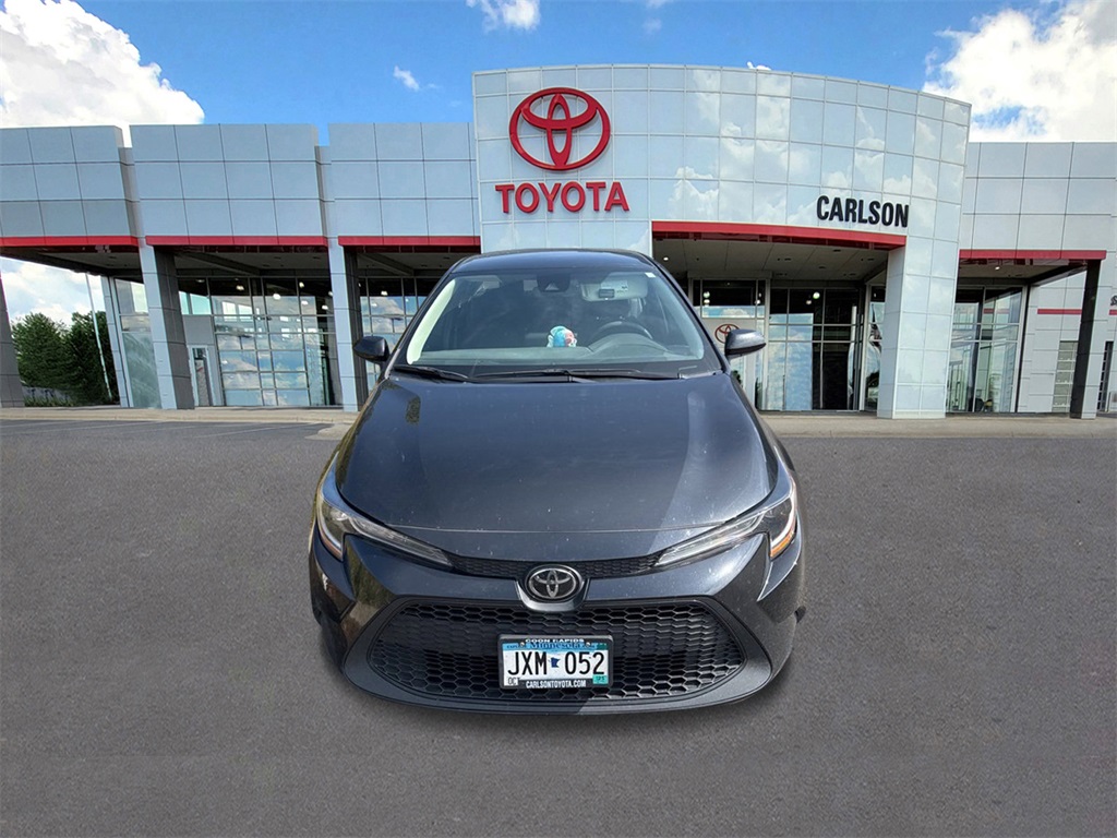 2022 Toyota Corolla LE photo 2
