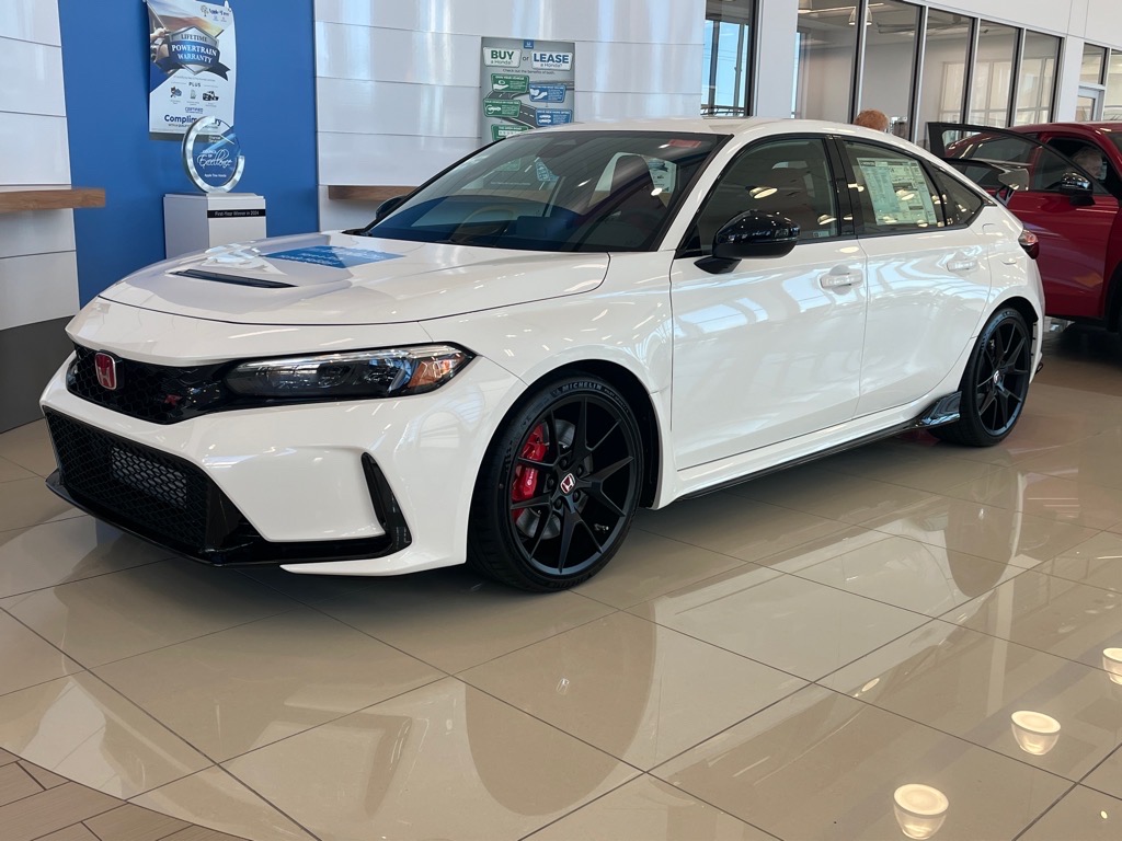 2025 Honda Civic Hatchback Type-R's photo