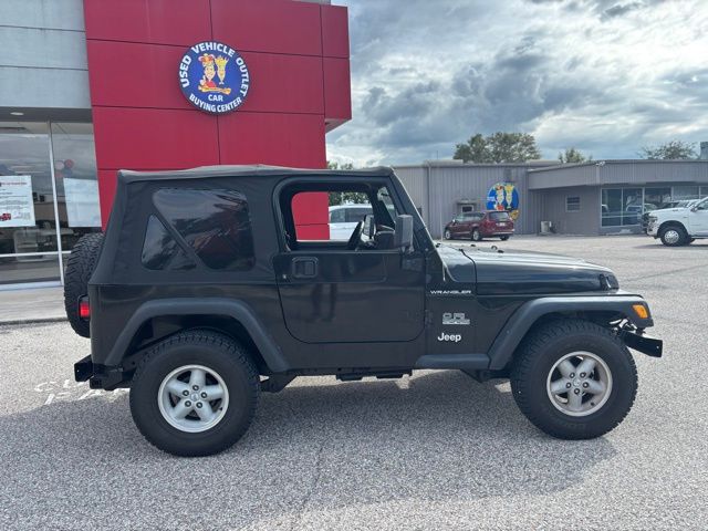 2001 Jeep Wrangler SE photo 2
