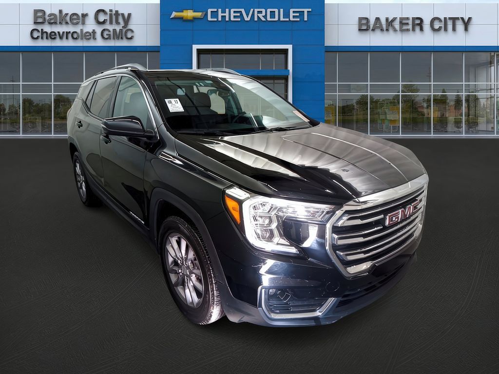 2024 GMC Terrain SLT's photo