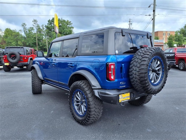 2021 Ford Bronco First Edition photo 3