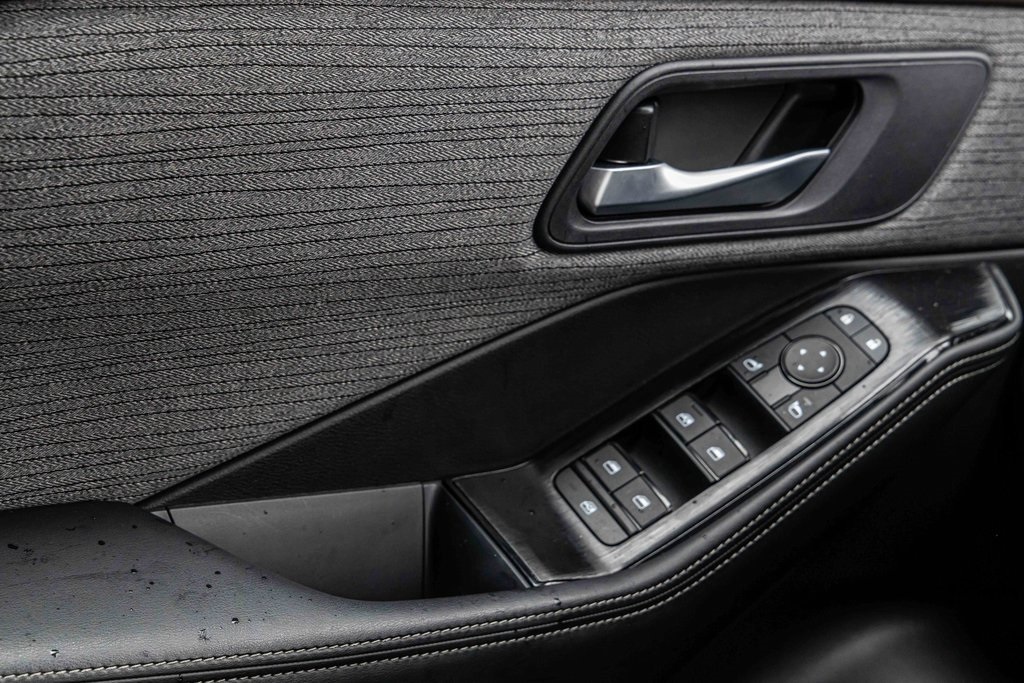 2023 Nissan Rogue SV photo 15