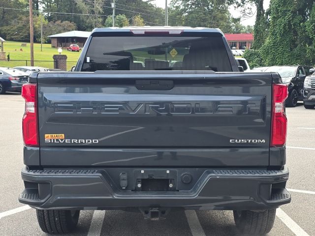 2020 Chevrolet Silverado 1500 Custom photo 4