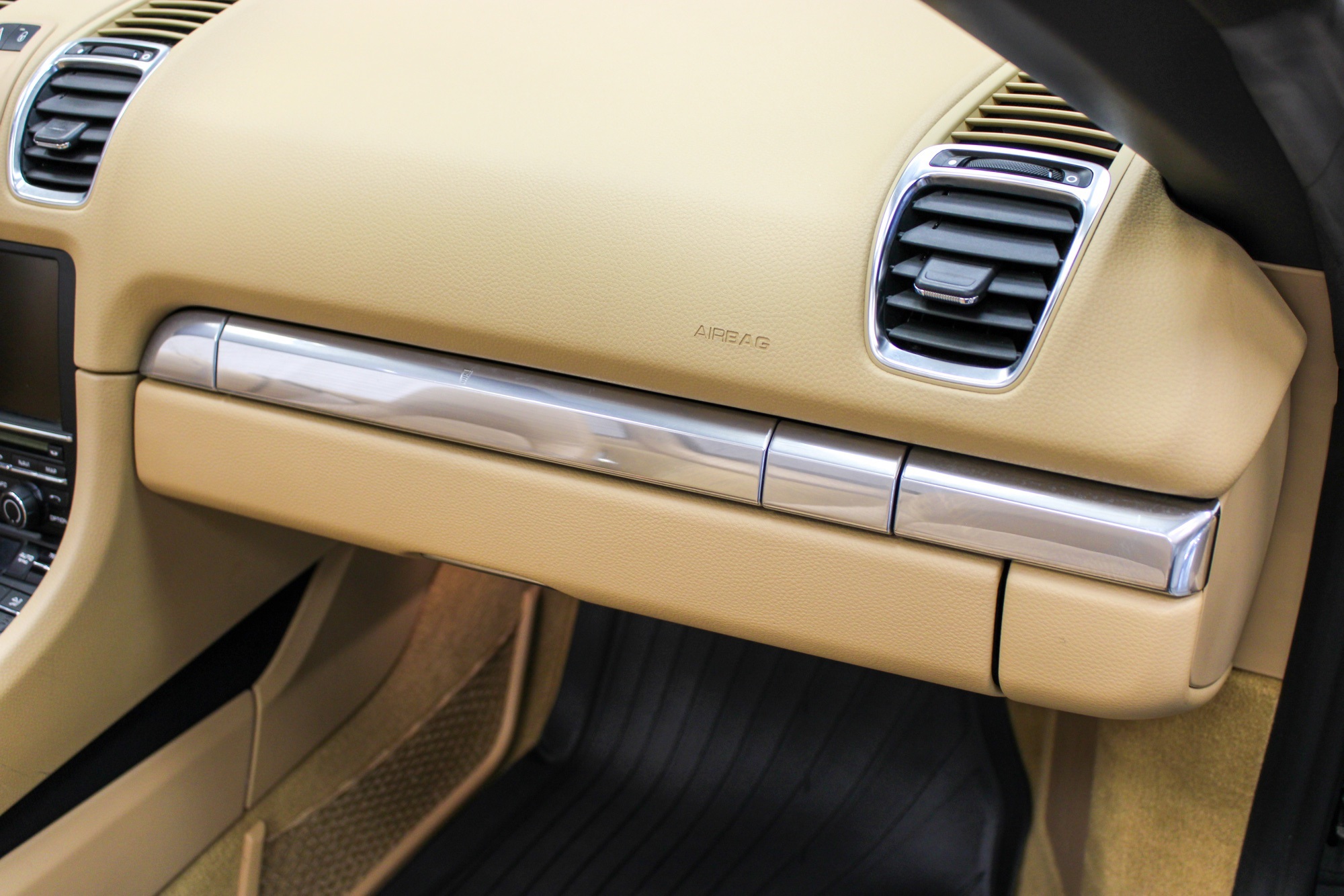 2014 Porsche Boxster Base photo 40