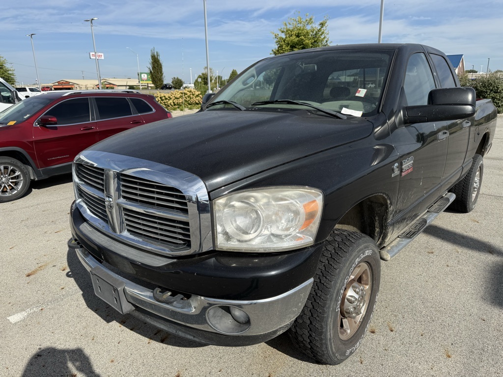 2009 Dodge Ram SLT photo 2