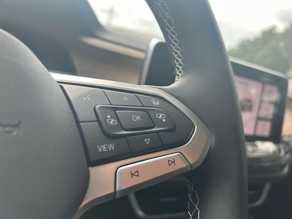 2026 Volkswagen Atlas SE Technology photo 14