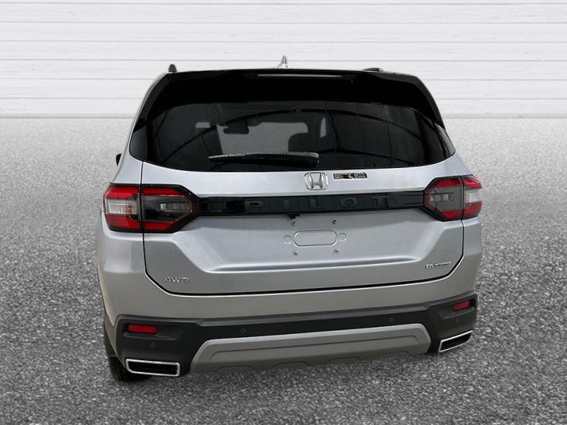 2025 Honda Pilot Touring photo 4