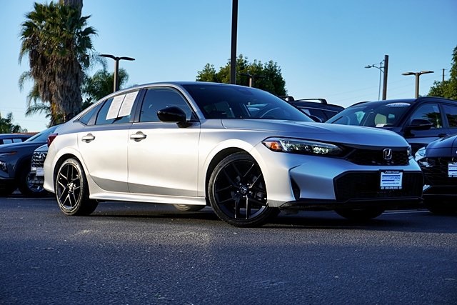 2025 Honda Civic Sport's photo