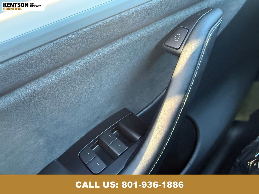 2023 Tesla Model Y Long Range photo 17