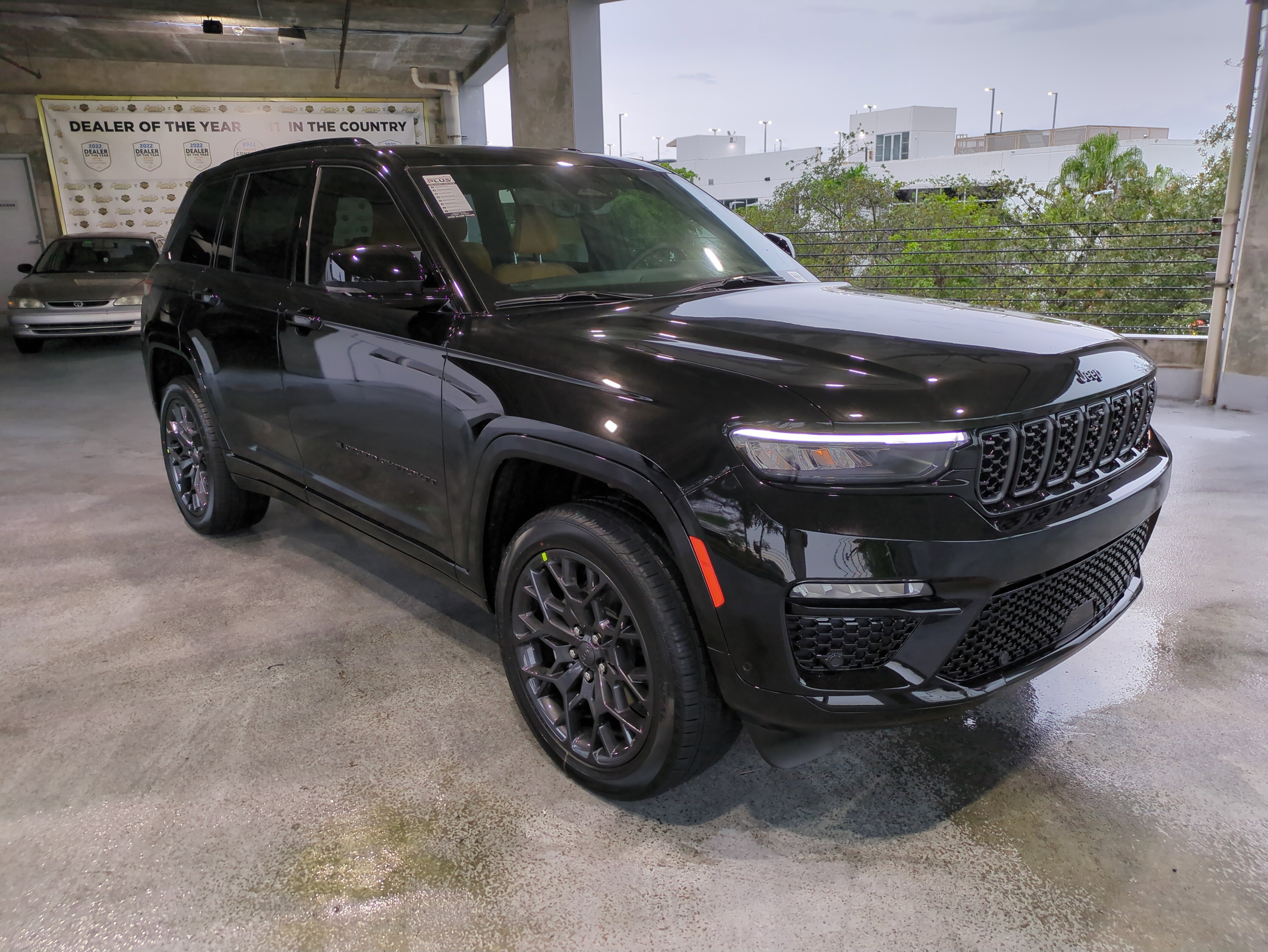 2025 Jeep Grand Cherokee Summit Reserve's photo