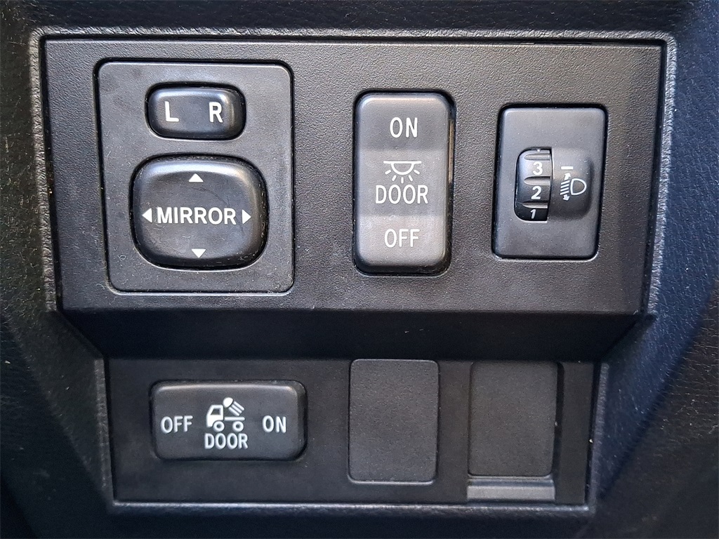 2017 Toyota Tundra TRD Pro photo 23