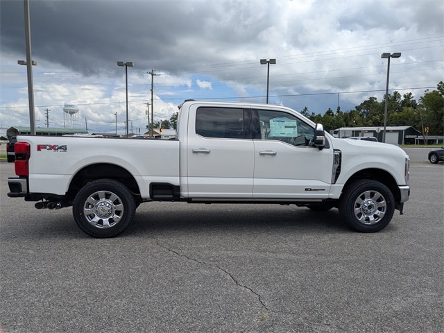 2025 Ford F-250 King Ranch photo 2