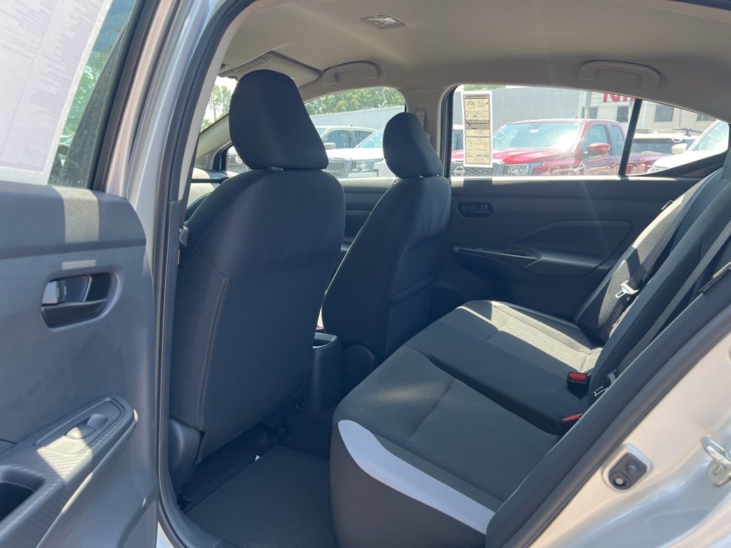 2025 Nissan Versa S photo 12
