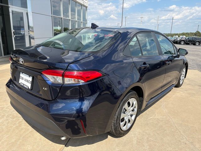2023 Toyota Corolla LE photo 5