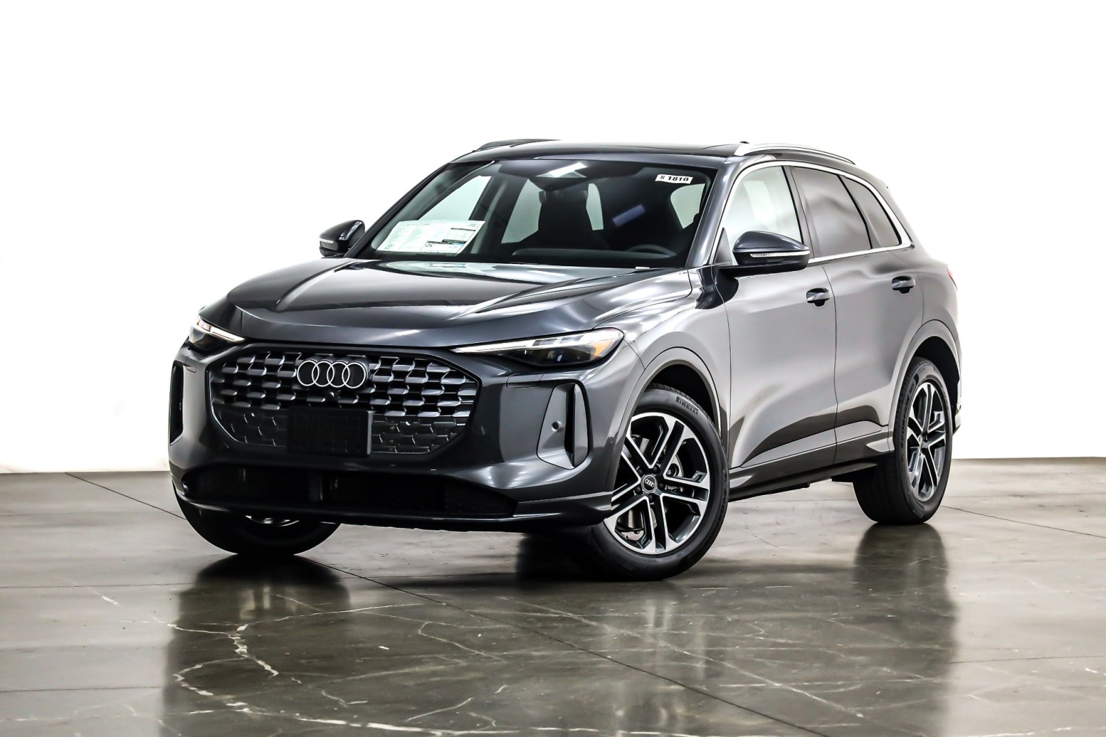 2025 Audi New Q5 Prestige's photo