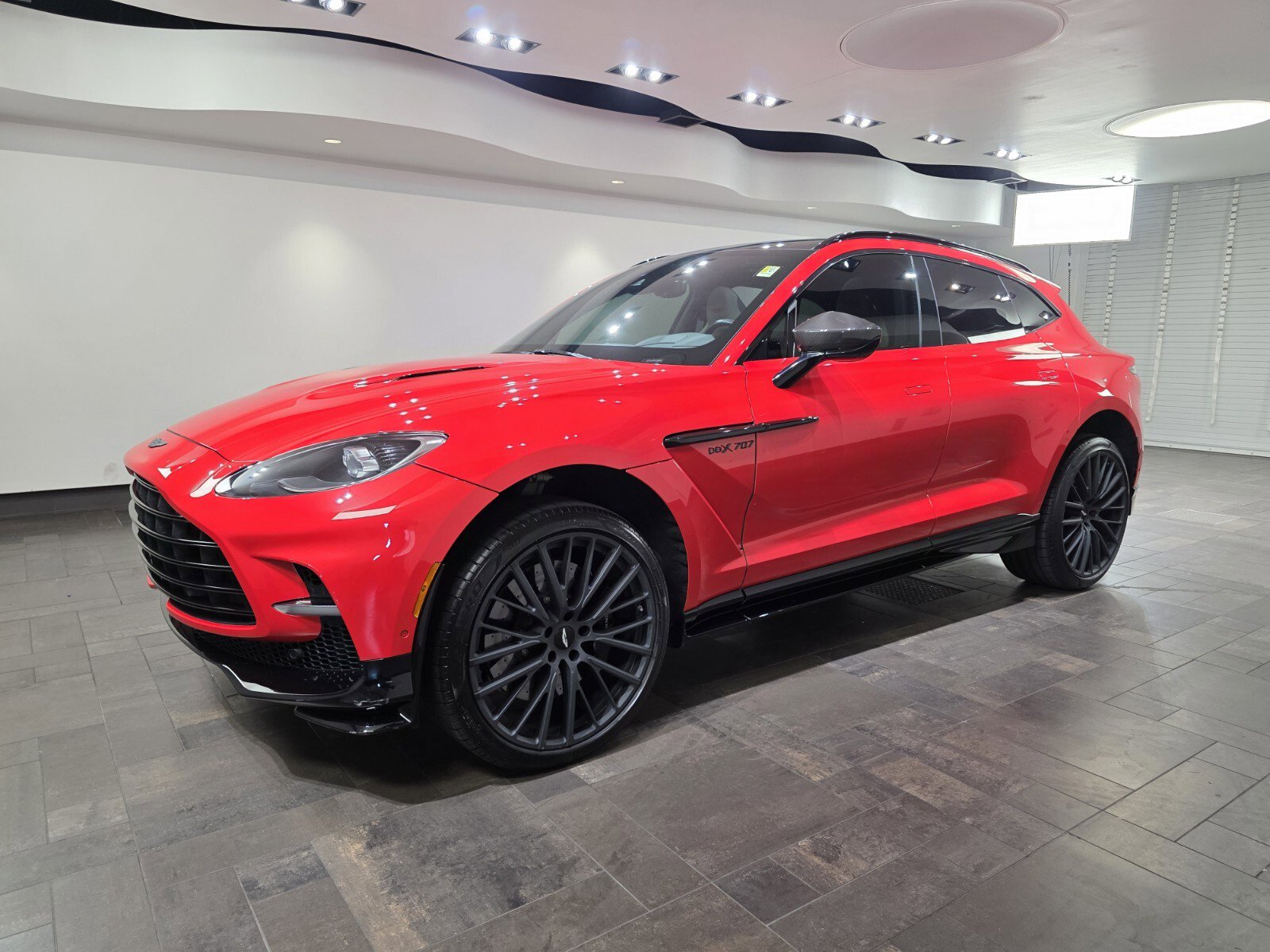 2023 Aston Martin DBX DBX707 photo 27