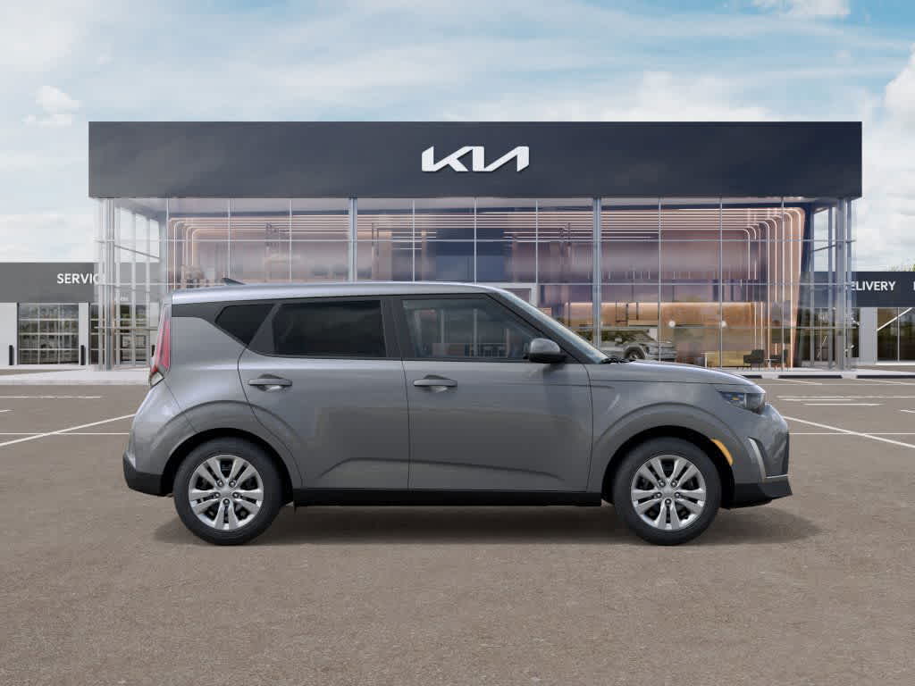 2025 Kia Soul LX photo 7