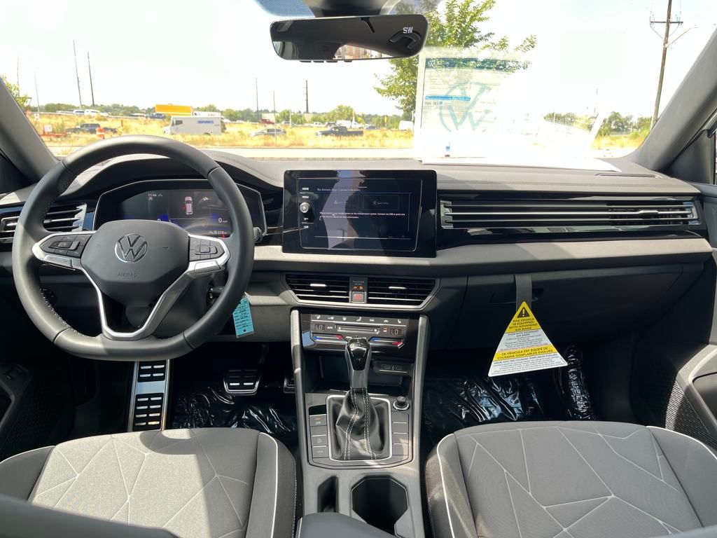 2025 Volkswagen Jetta 1.5T Sport photo 19