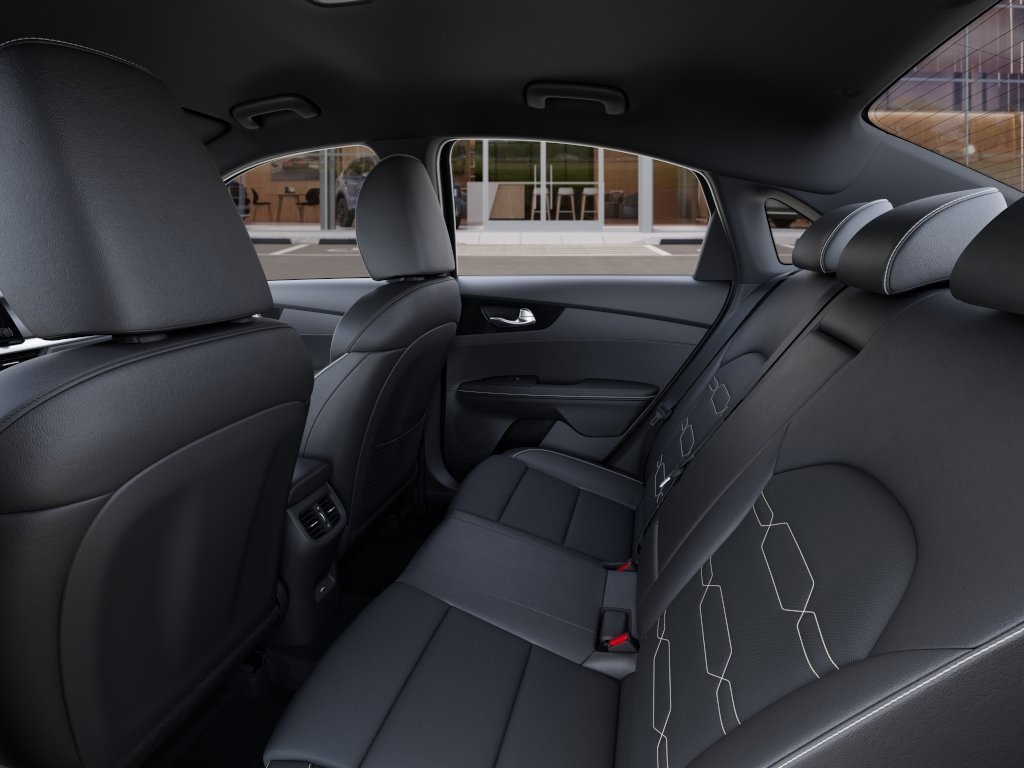 2024 Kia Forte GT-Line photo 17