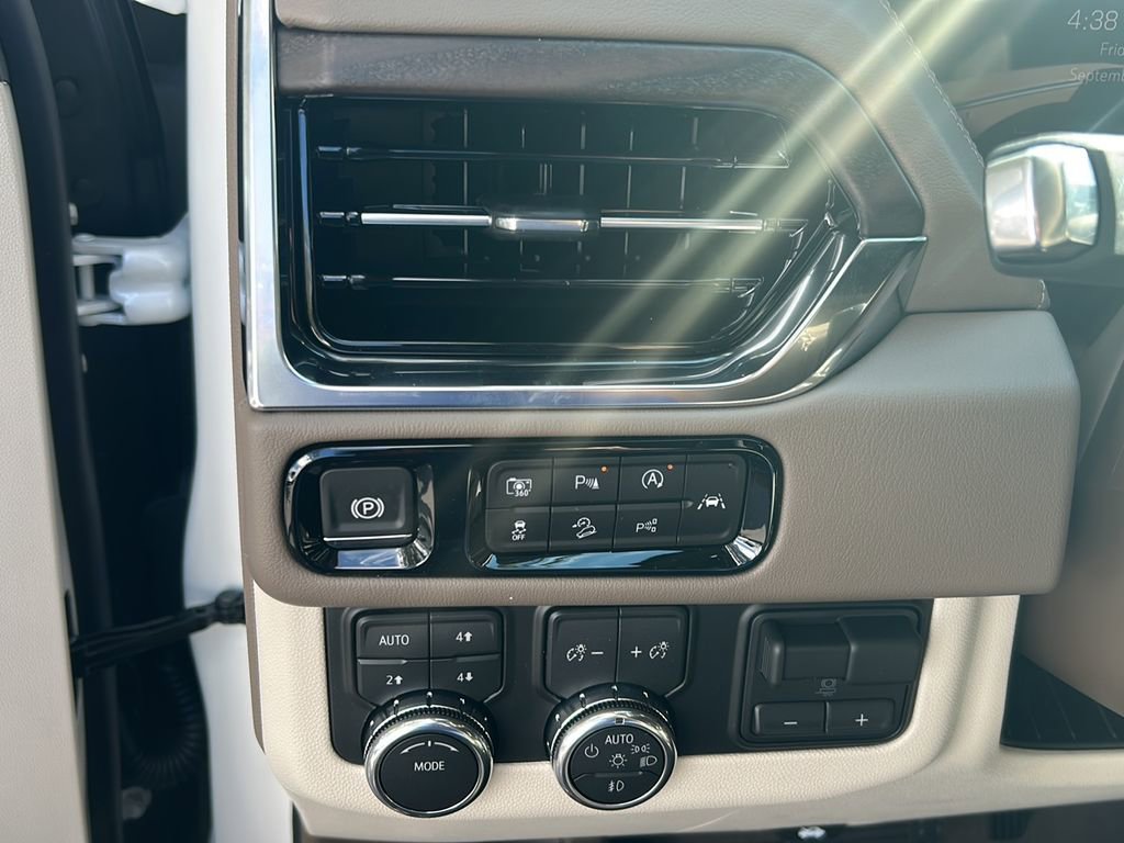 2025 Gmc Yukon XL Denali photo 13