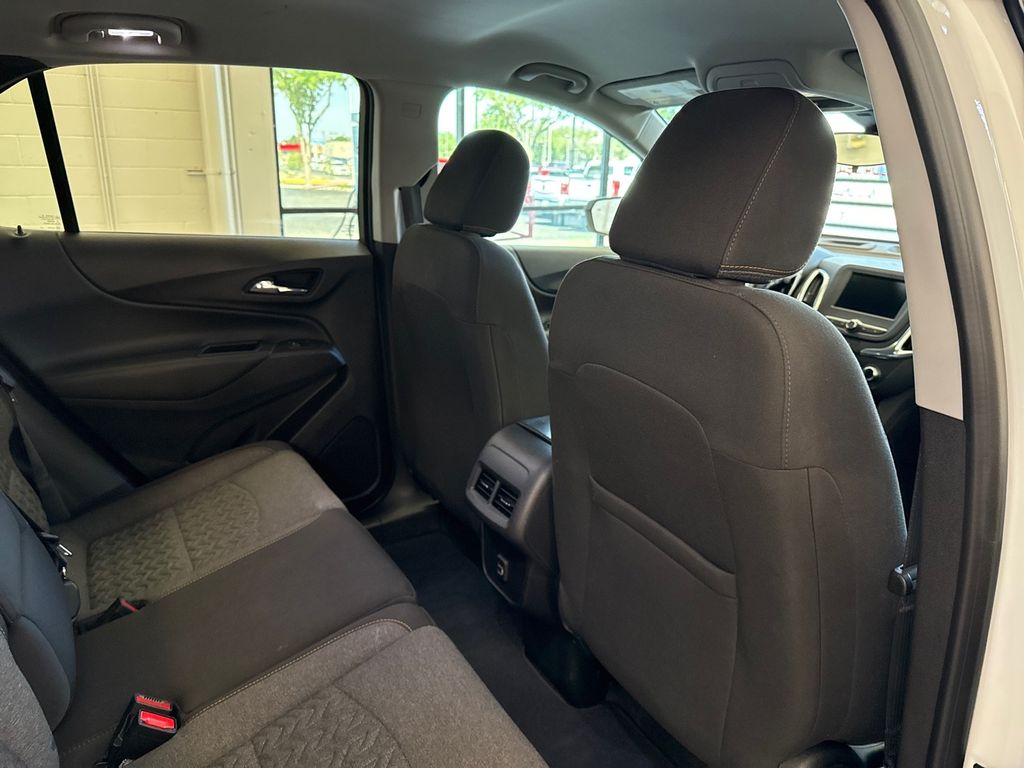 2024 Chevrolet Equinox LT photo 13