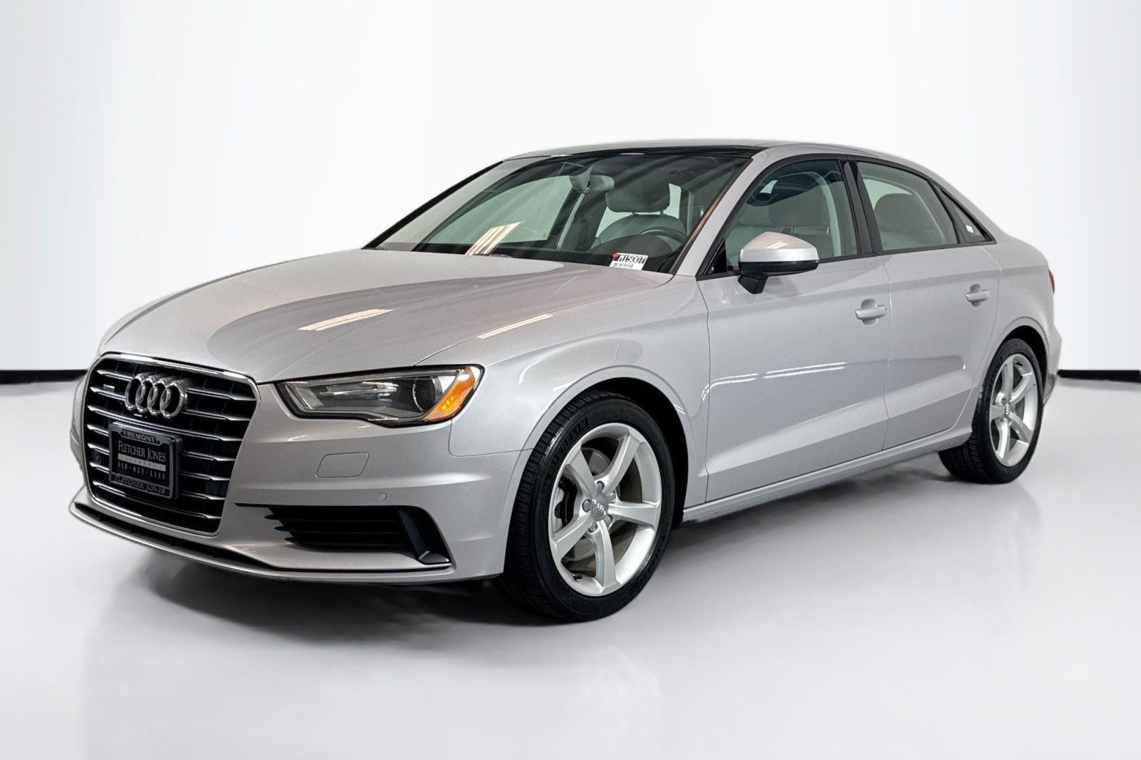 2015 Audi A3 Sedan Premium's photo