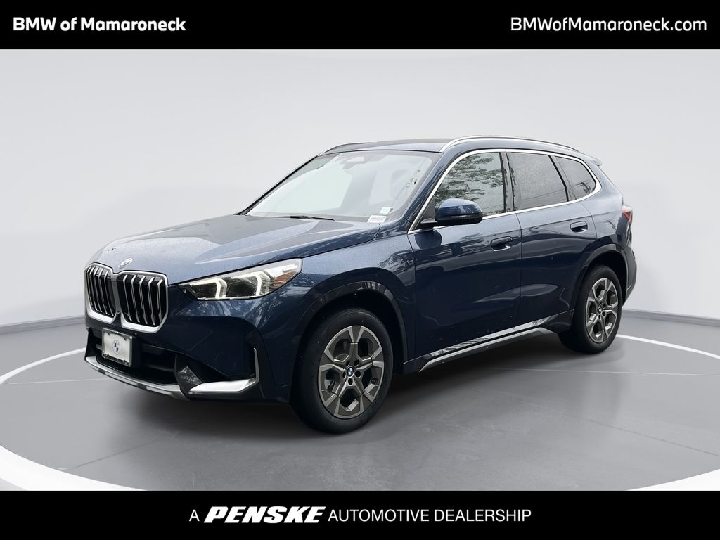 2025 BMW X1 28i's photo