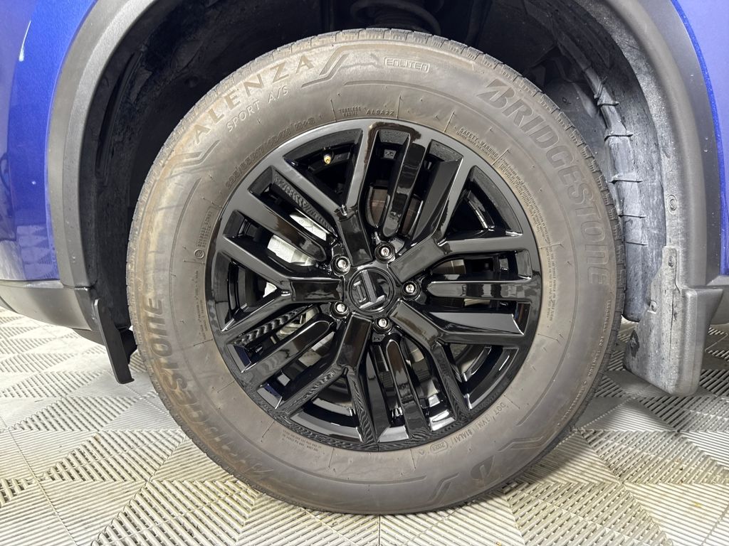 2021 Nissan Rogue S photo 16