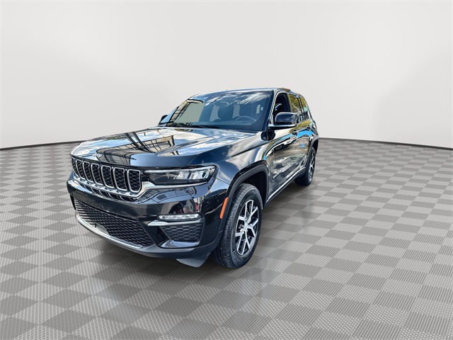 2024 Jeep Grand Cherokee Limited photo 2