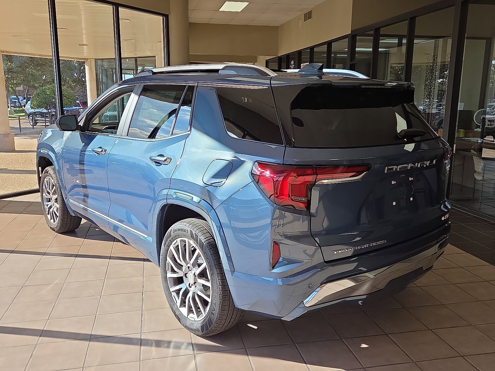 2026 Gmc Terrain Denali photo 4