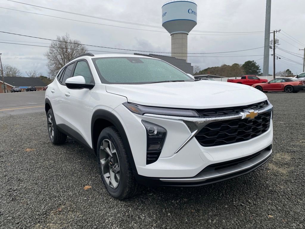 2026 Chevrolet Trax LT's photo