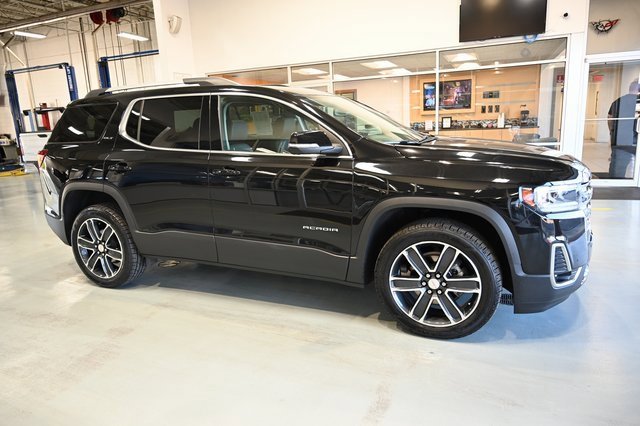 2021 Gmc Acadia SLT photo 2