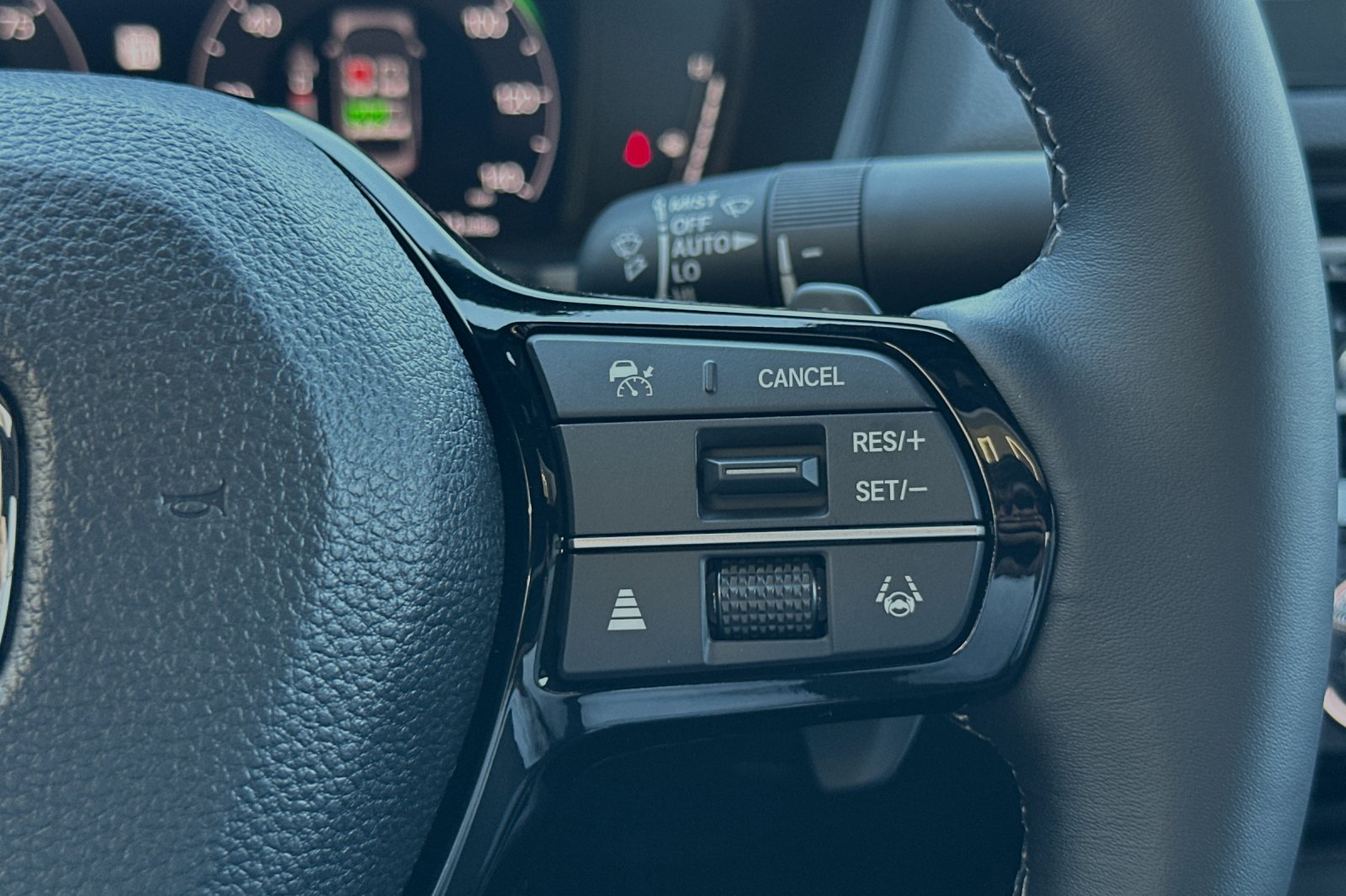 2025 Honda Civic Hybrid Sport Touring photo 25