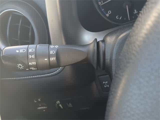 2017 Toyota RAV4 XLE photo 18