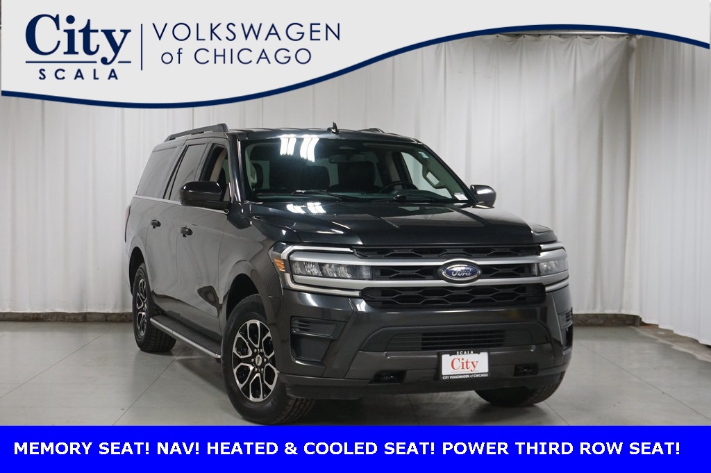 2022 Ford Expedition XLT's photo