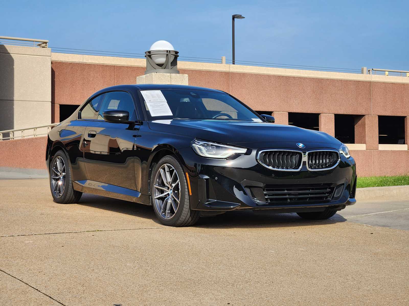 2023 Bmw 230i xDrive photo 2