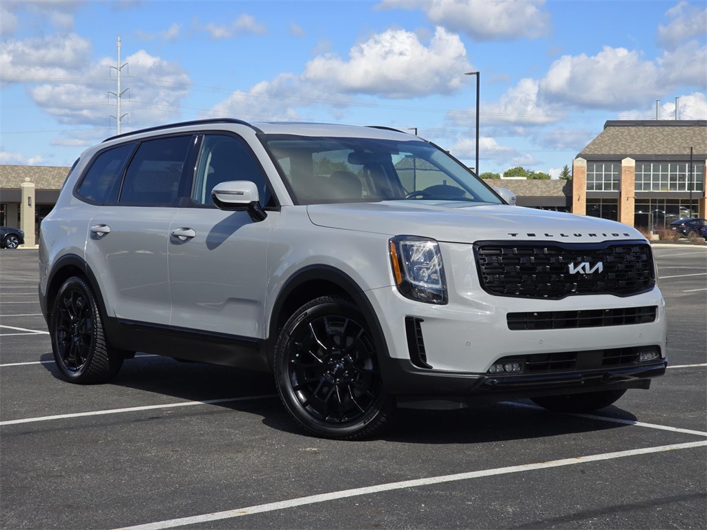 2022 Kia Telluride SX photo 2