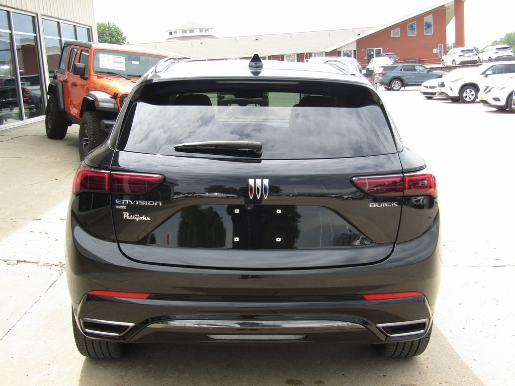 2025 Buick Envision Sport Touring photo 4