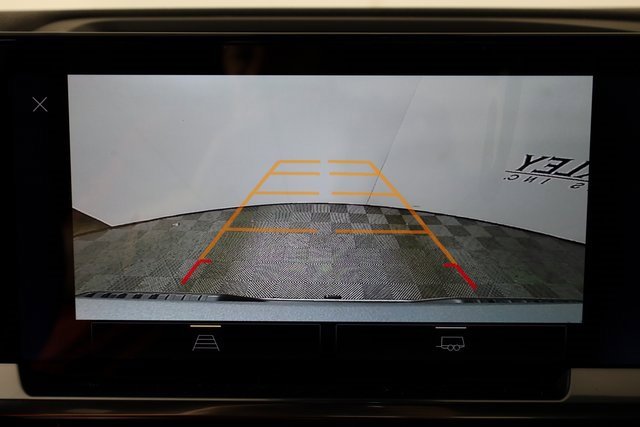 2025 Chevrolet Silverado 1500 LT photo 3