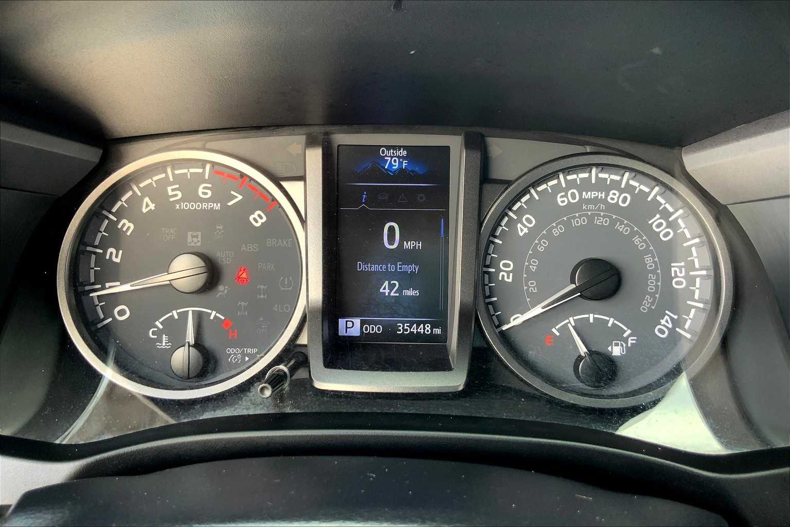 2023 Toyota Tacoma TRD Sport V6 photo 24