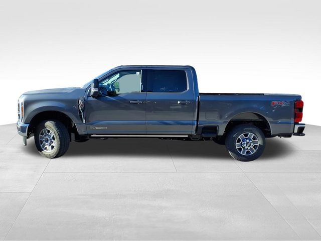 2026 Ford F-350 Lariat photo 3