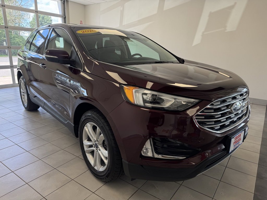2020 Ford Edge SEL photo 2