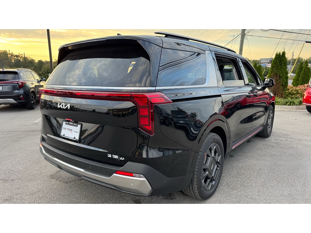 2026 Kia Carnival SX Prestige photo 3
