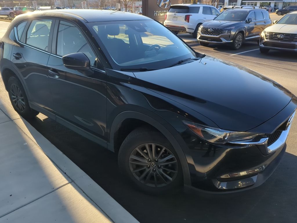 2019 Mazda CX-5 Sport's photo