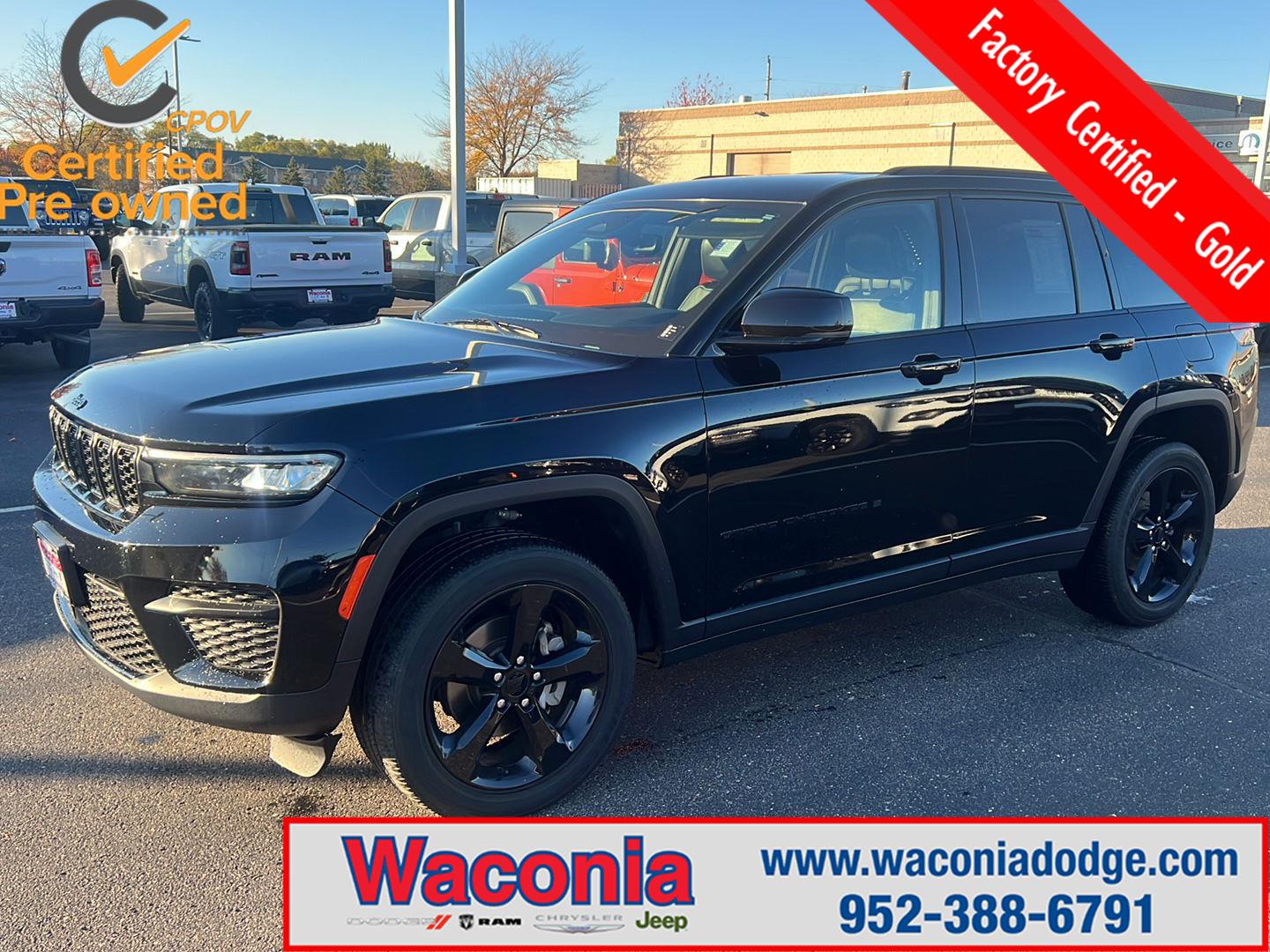 2022 Jeep Grand Cherokee Altitude's photo