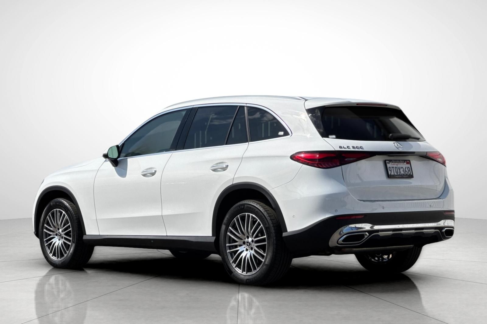 2025 Mercedes Benz GLC 300 photo 10