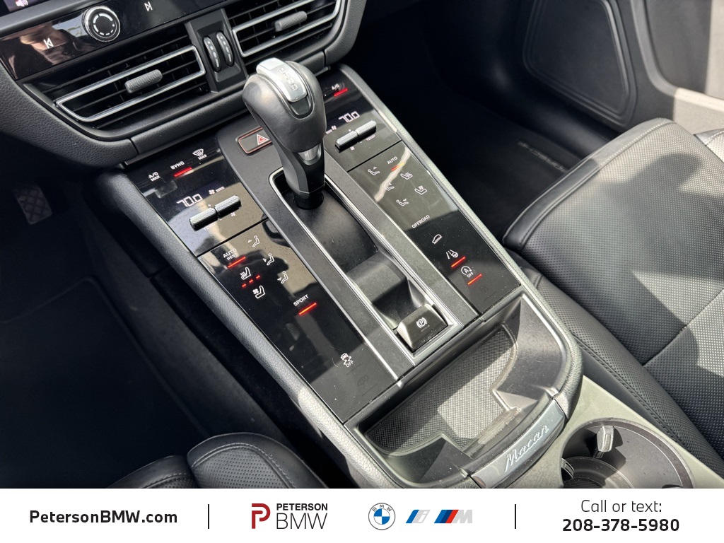 2024 Porsche Macan Base photo 30